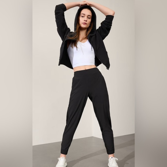 Athleta Brooklyn Jogger - Black - 2 - Picture 1 of 10
